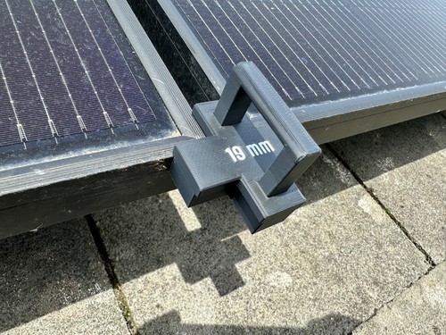 Solar panel spacer gap tool - solar,